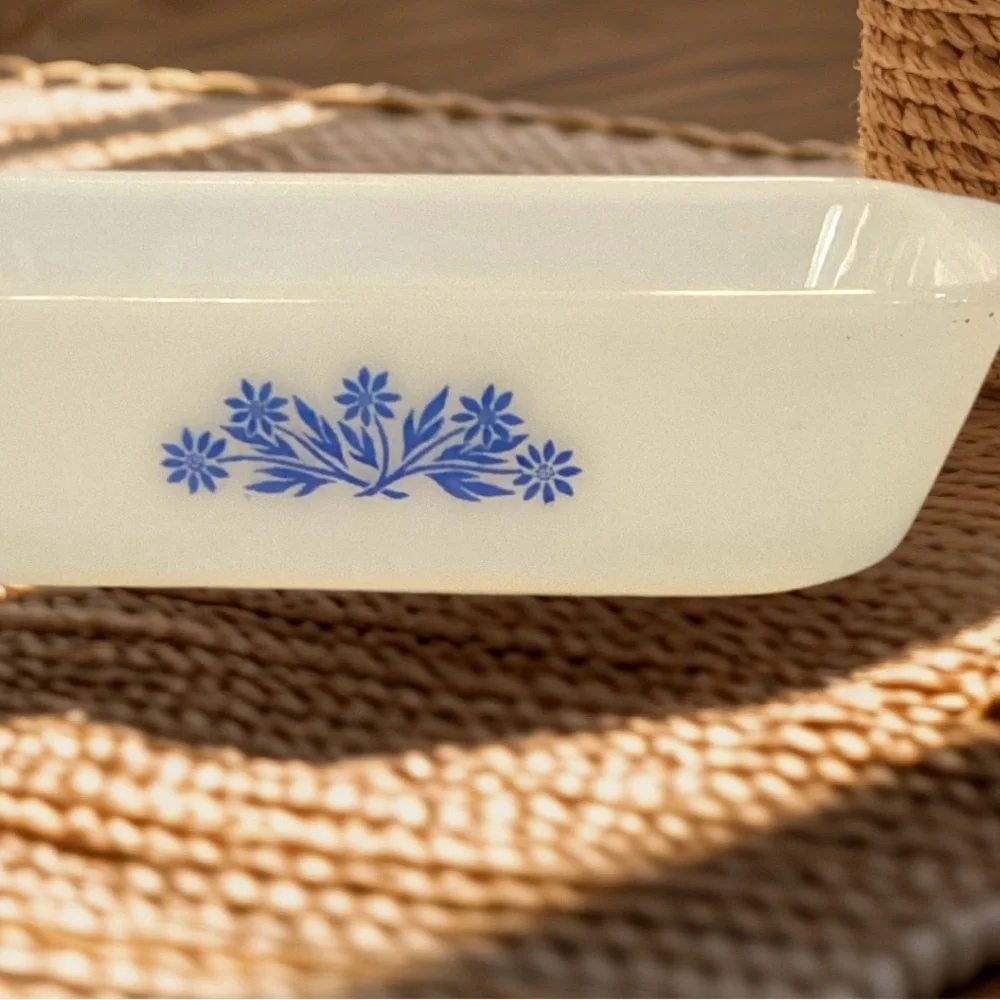 Vintage Anchor Hocking Fire King Blue Cornflower 1 Quart Bread Loaf Dish